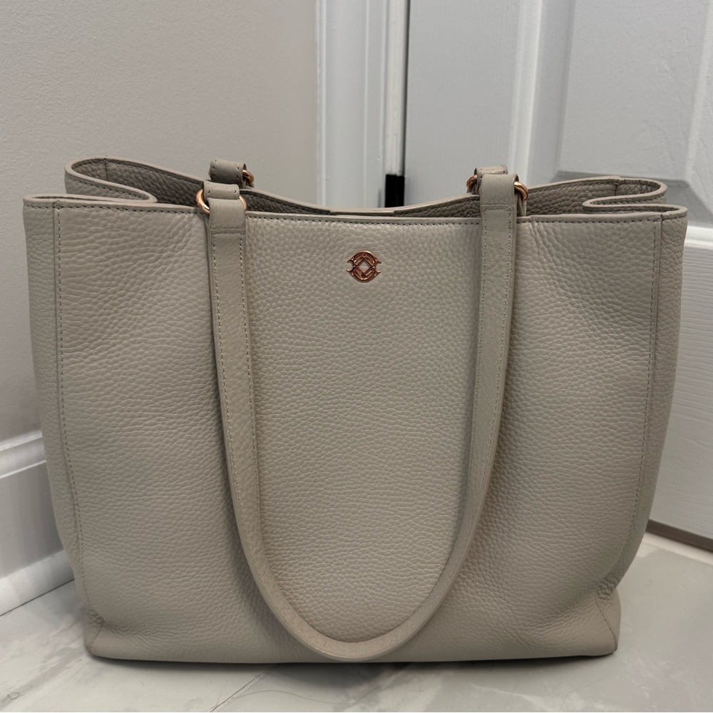 Dagne Dover Pebbled Leather Tote in Light Gray with Rose Gold Hardware